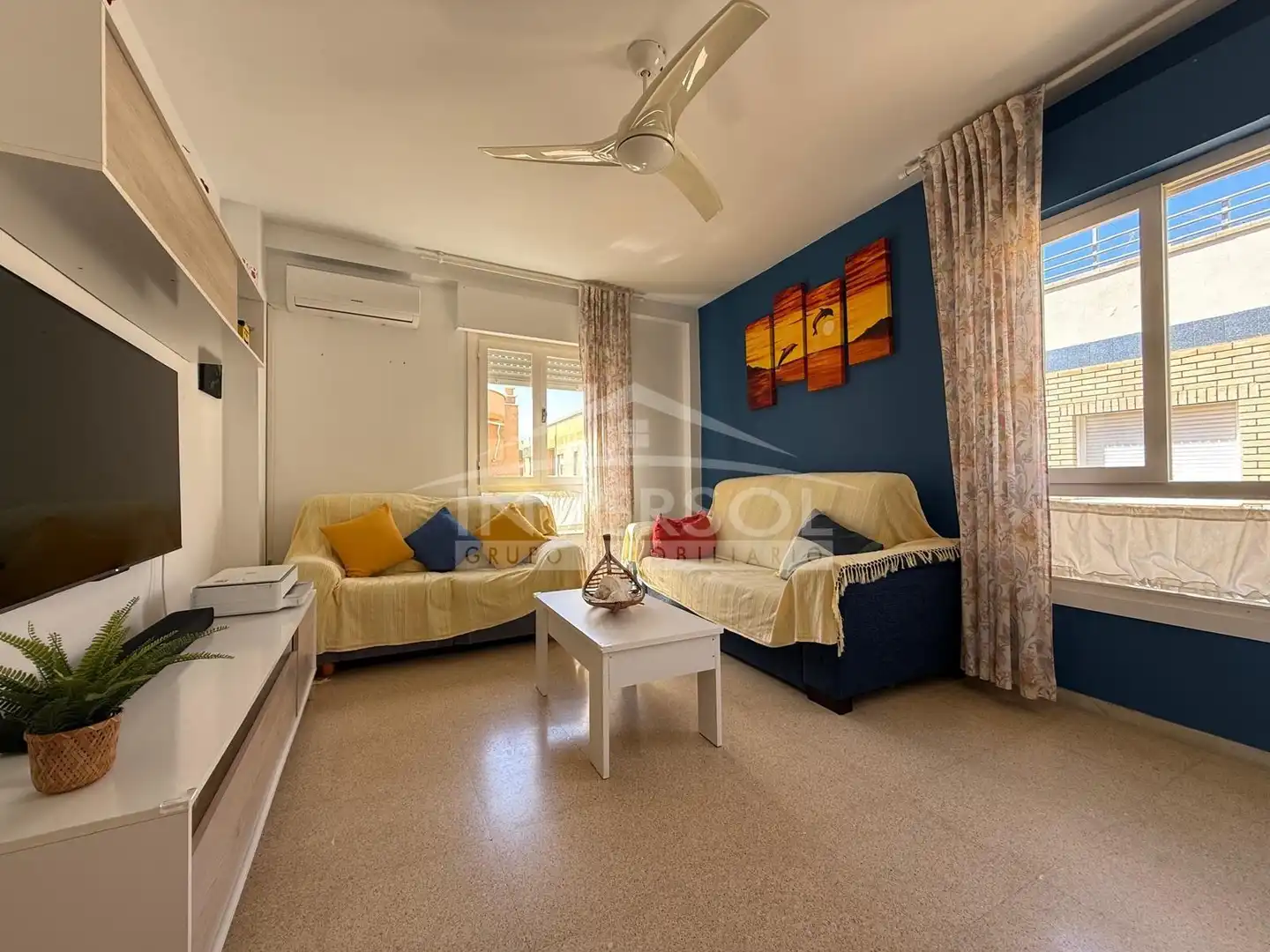 Sala de estar de Piso en venta en El Ejido con Aire acondicionado, Calefacción y Amueblado
