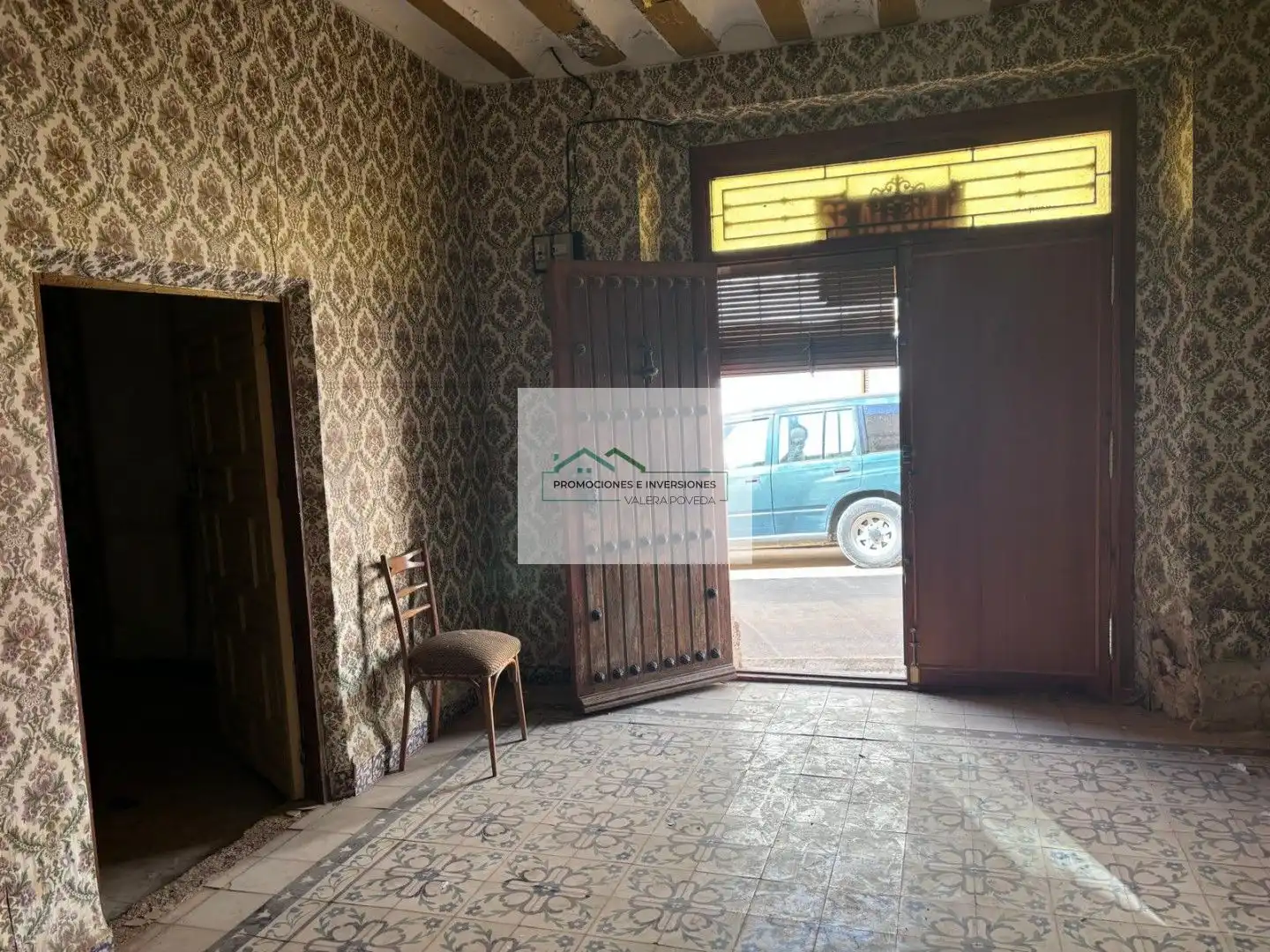 Houses for sale in El Peral  