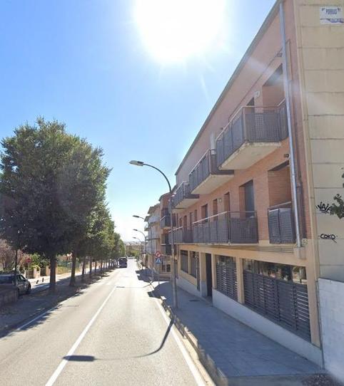 Foto 2 de Apartament en venda a Calle Angles, Santa Coloma de Farners, Girona