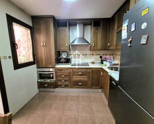 Kitchen of Flat for sale in Loja  with Air Conditioner, Heating and Terrace