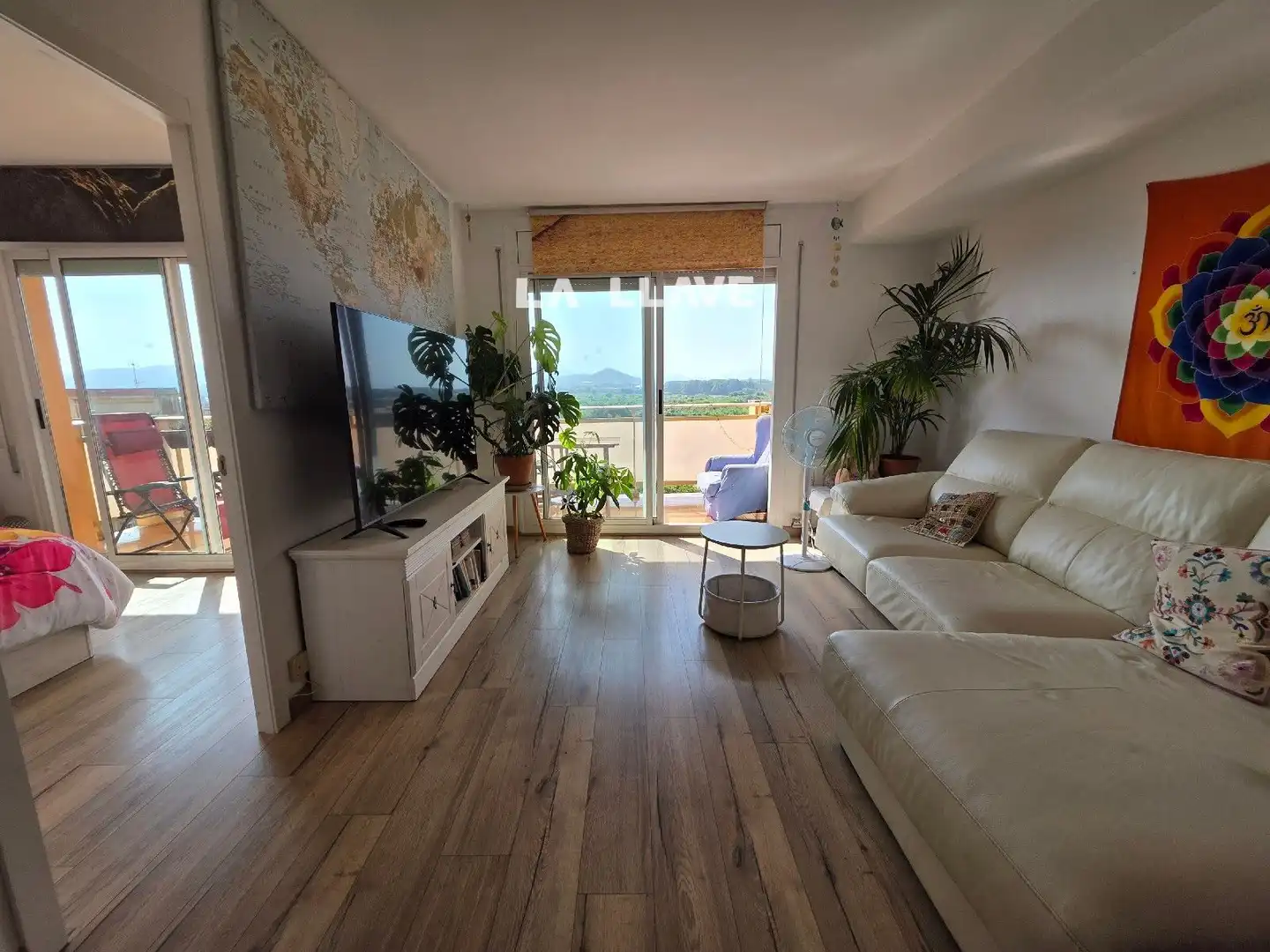 Sala de estar de Piso en venta en Blanes con Calefacción, Terraza y Piscina