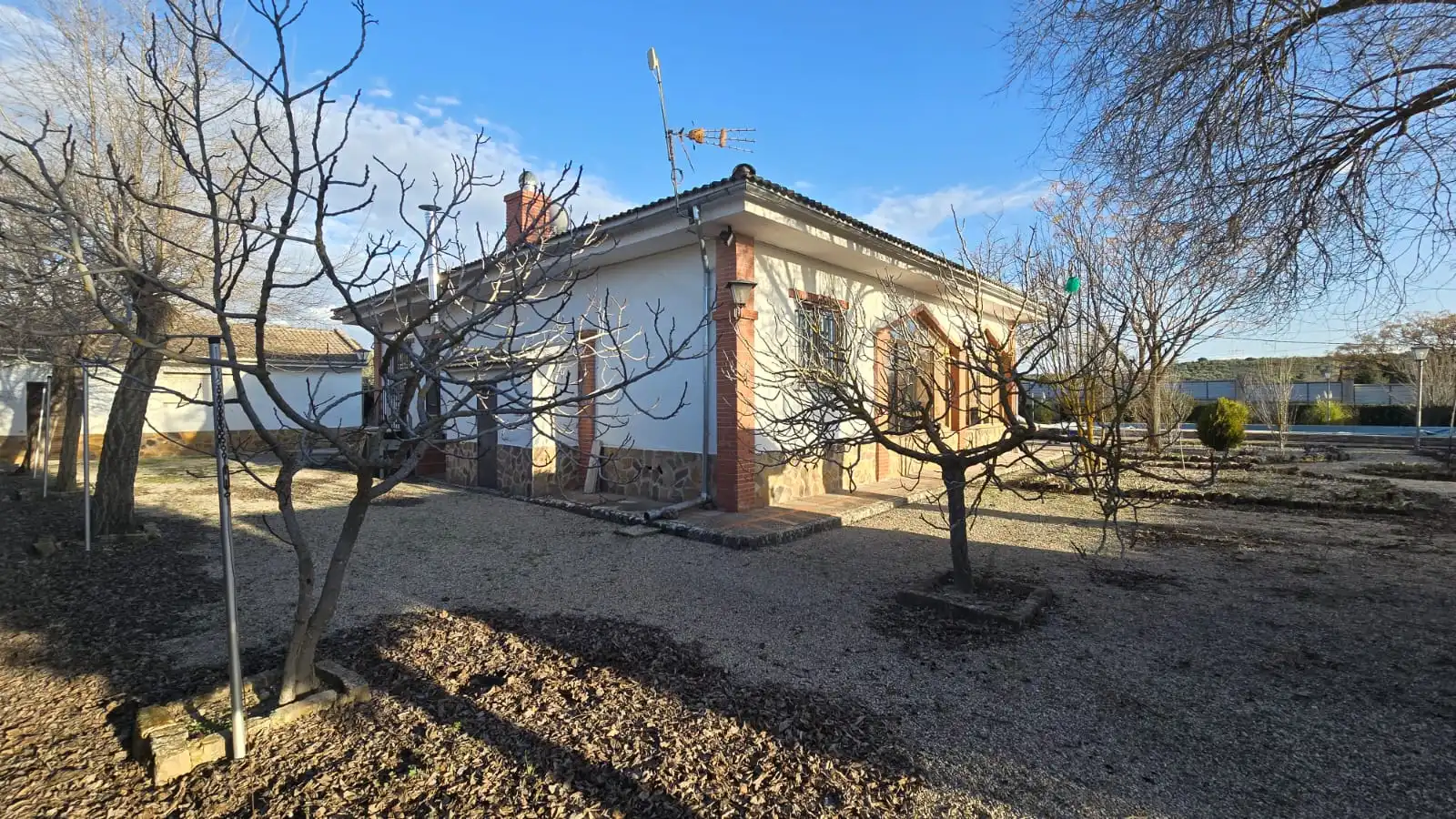 Exterior view of Houses for sale in Úbeda  with Heating, Private garden and Terrace