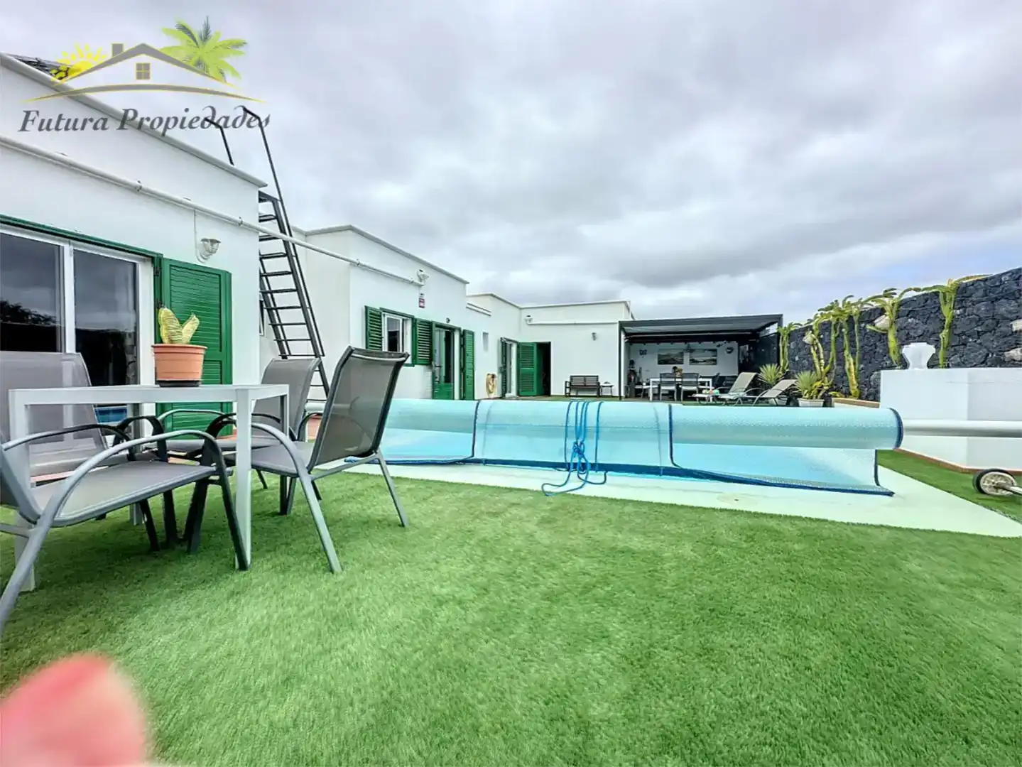 Terrassa de Casa o xalet en venda en Yaiza amb Piscina