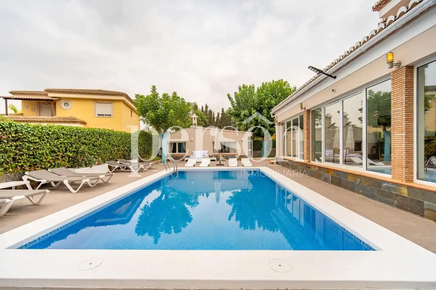 Swimming pool of Houses for sale in Bétera  with Air Conditioner, Heating and Private garden