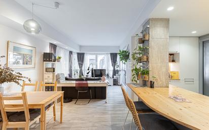 Sala d'estar de Apartament en venda en  Barcelona Capital amb Aire condicionat, Calefacció i Parquet