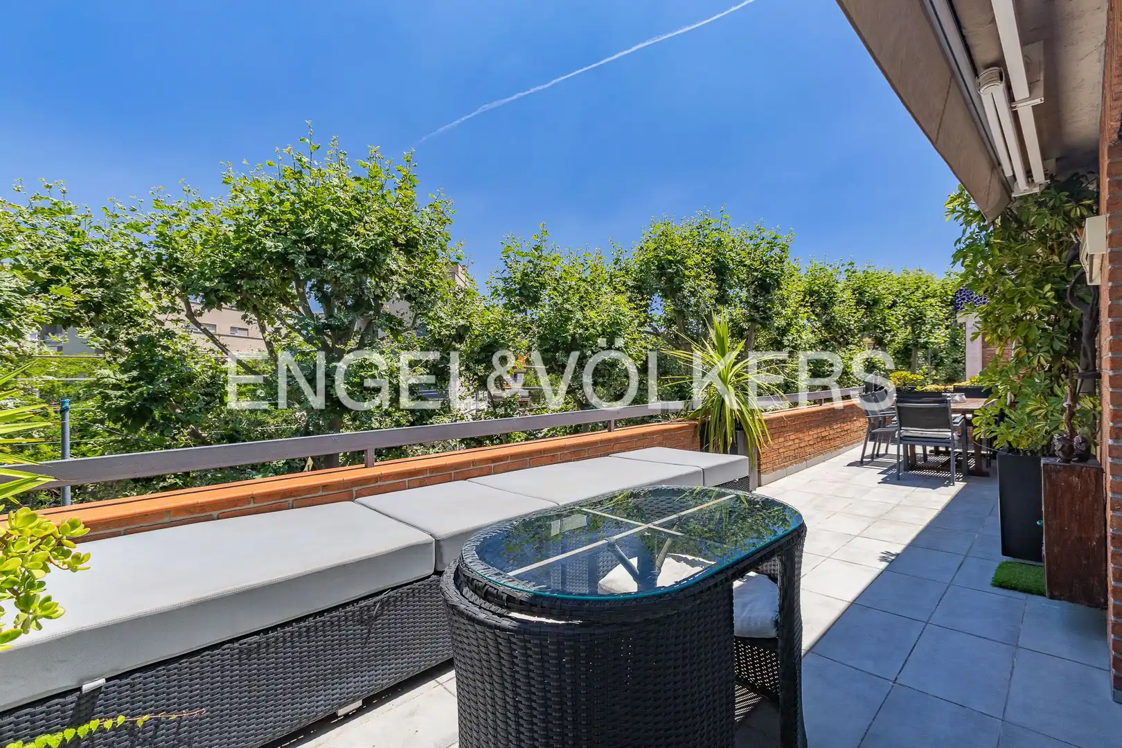 Terrassa de Àtic en venda en Sant Cugat del Vallès amb Calefacció, Jardí privat i Parquet