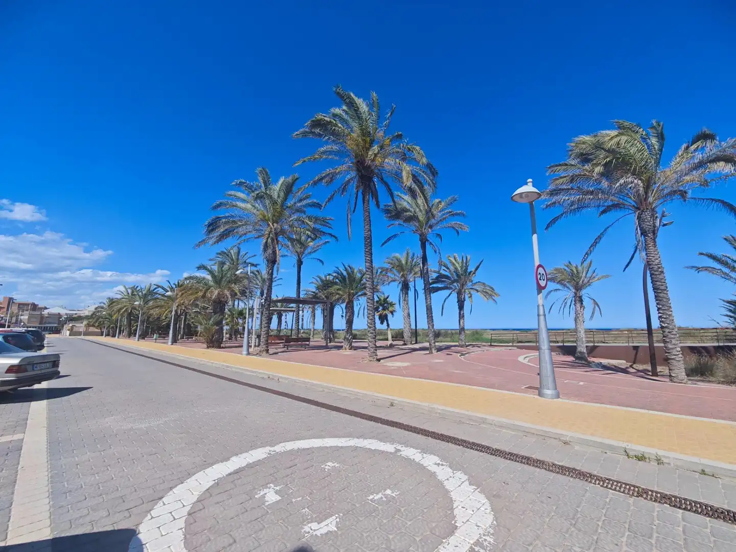 Vista exterior de Casa o xalet en venda en San Pedro del Pinatar amb Jardí privat, Terrassa i Traster