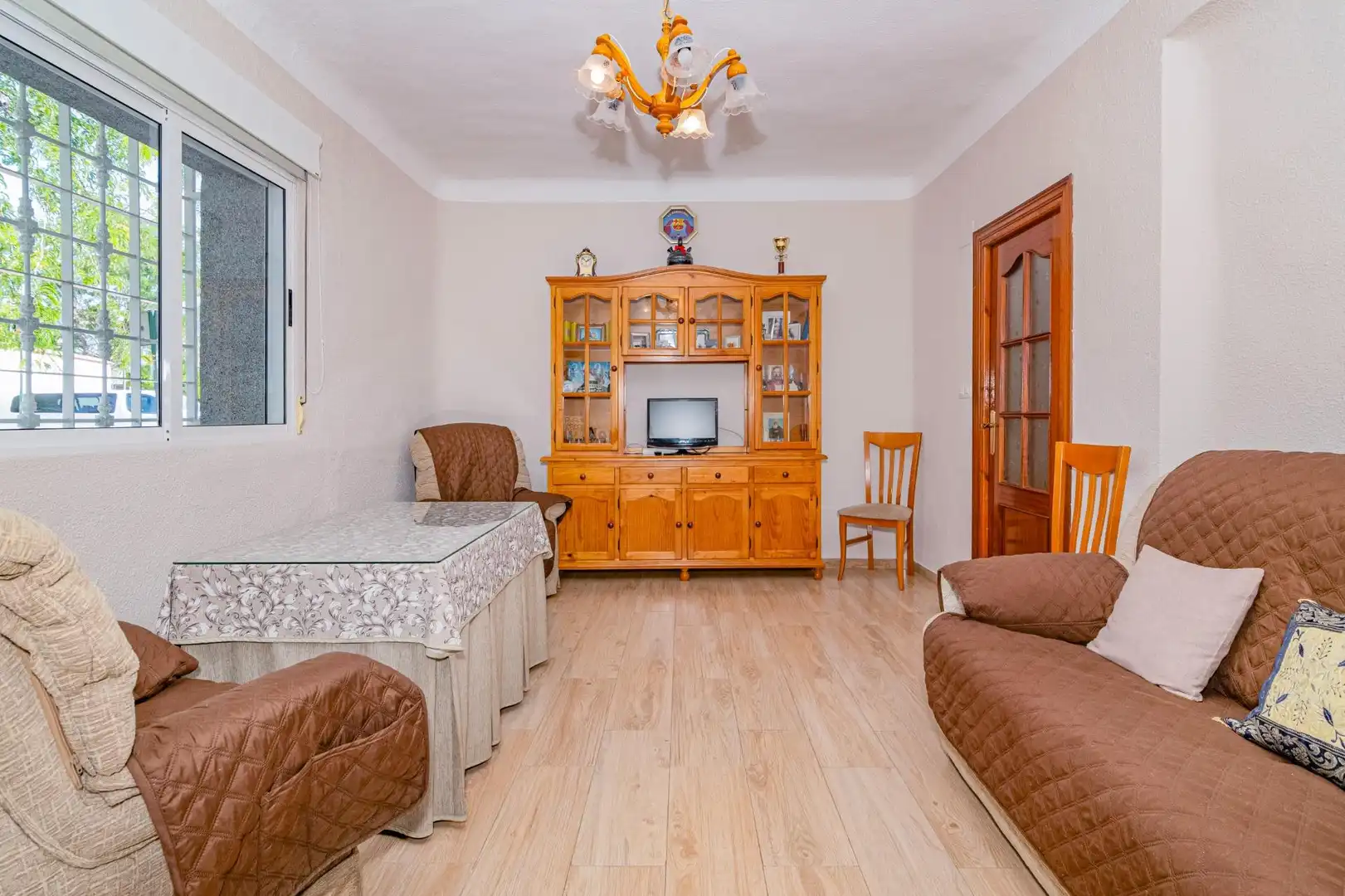 Living room of Houses for sale in Granada  with Terrace and Storage room