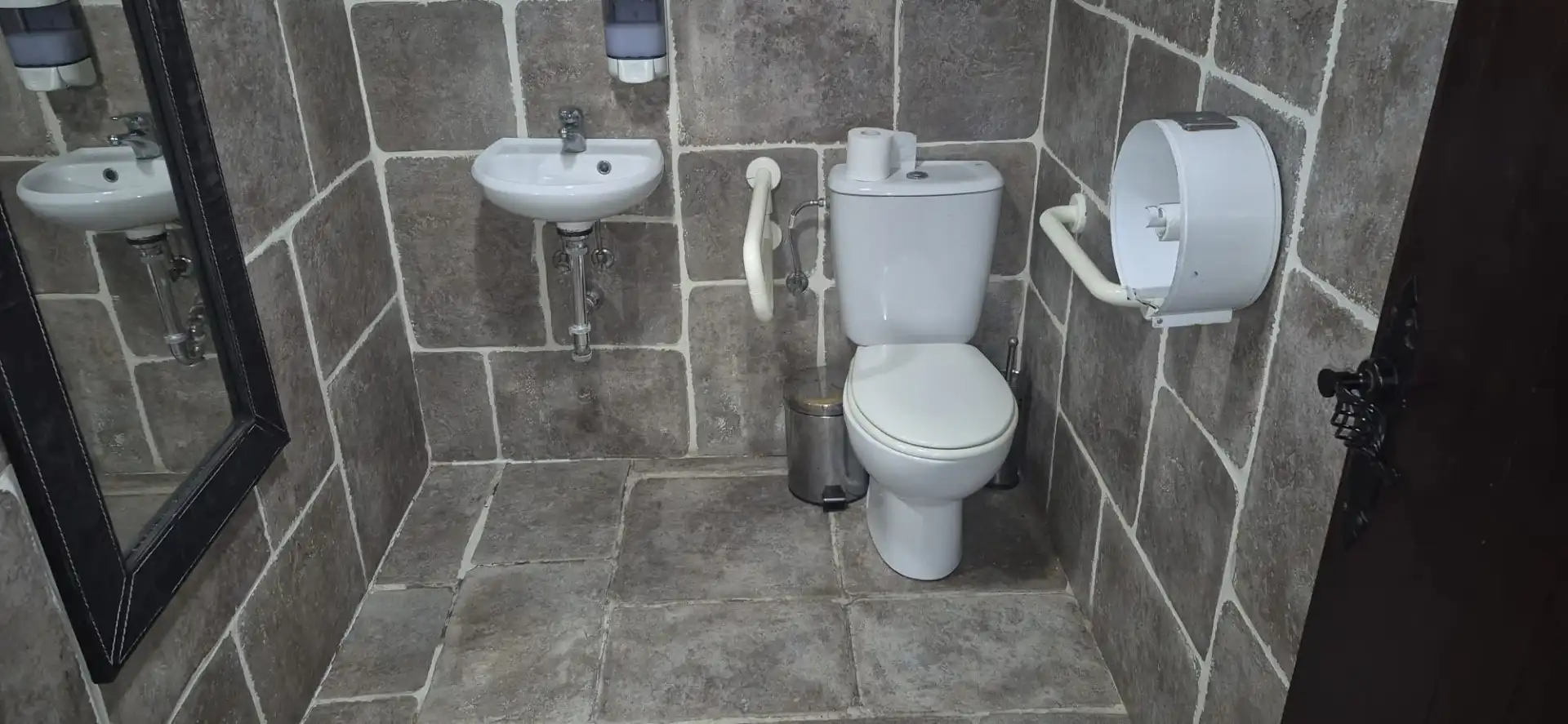 Bathroom of Commercial properties for sale in El Portil  with Air Conditioner, Furnished and Internet