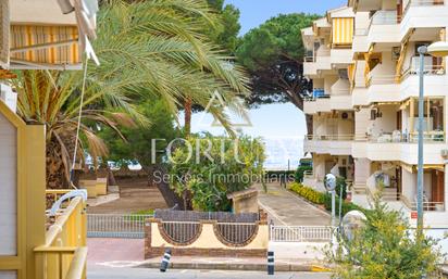 Exterior view of Flat for sale in Cambrils  with Air Conditioner, Terrace and Furnished