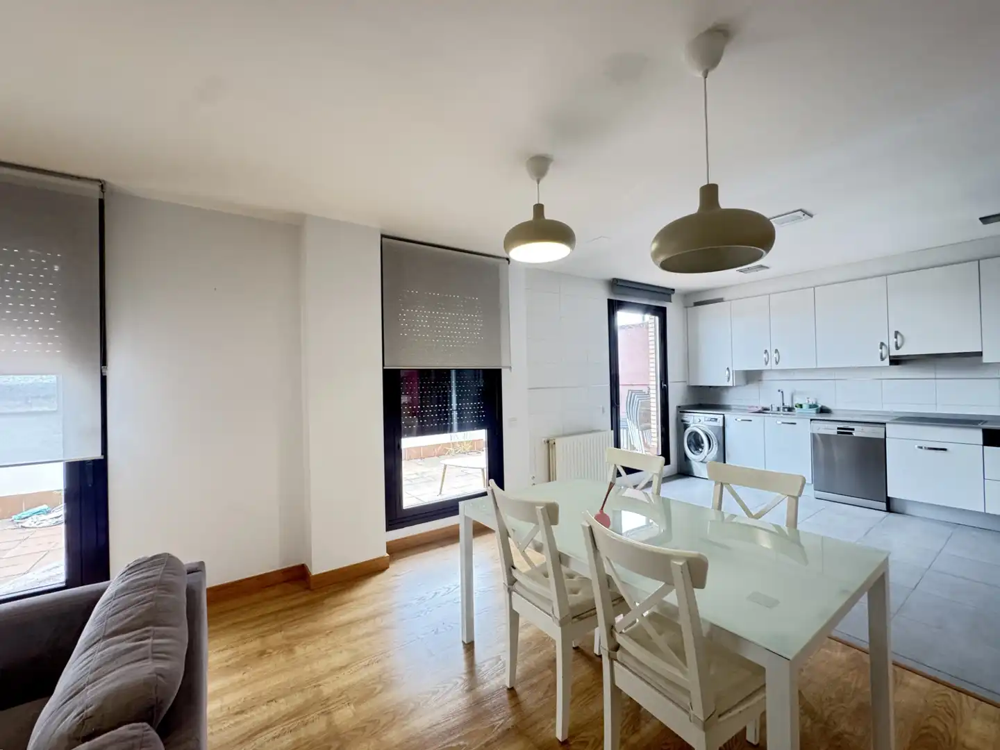Comedor de Ático en venta en Avilés con Calefacción, Parquet y Terraza