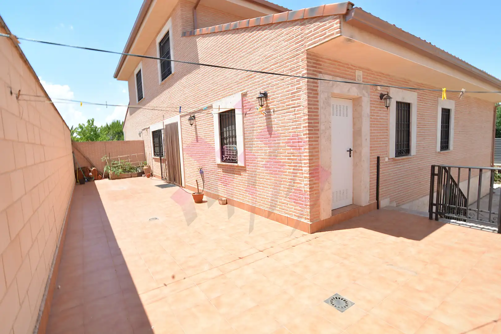 Jardí de Casa o xalet en venda en Ciudad Real amb Aire condicionat, Calefacció i Jardí privat