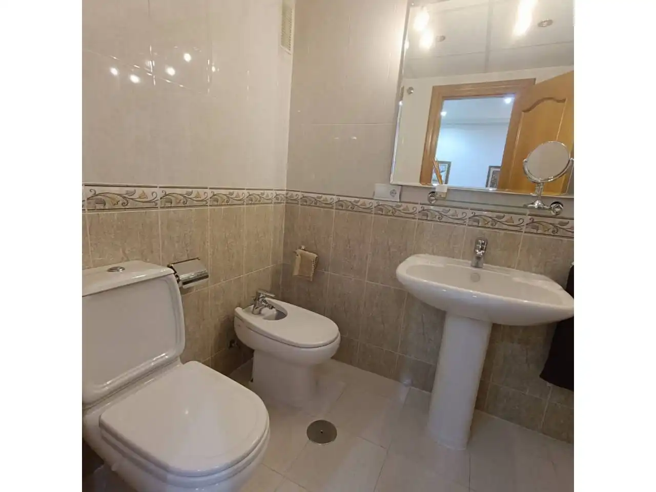 Bathroom of Apartments for rent in Benalmádena  with Terrace, Furnished and Alarm