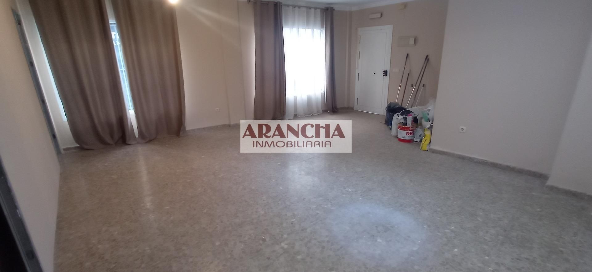 Planta baixa en venda en Chipiona