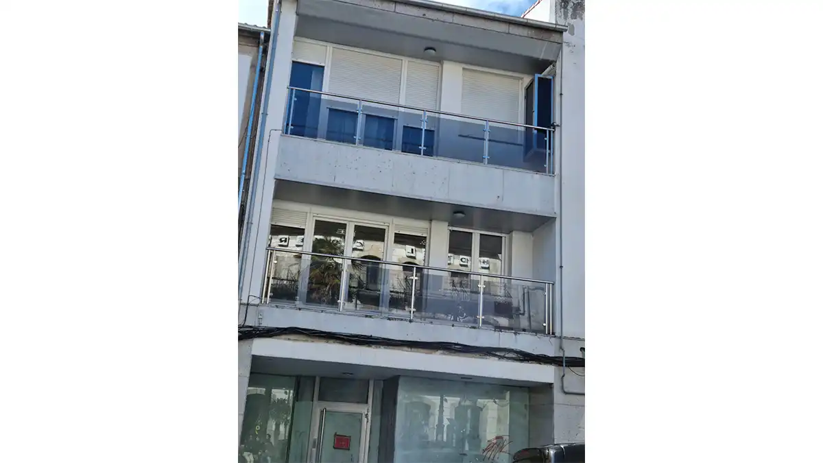 Business premises for sale in PUERTA DE AVILA 18