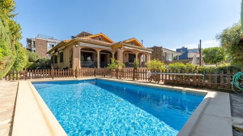 IMPRESIONANTE CHALET EN LA AVDA. DEL BRILLANTE. A TAN SOLO 10 MINUTOS A PIE DEL CENTRO