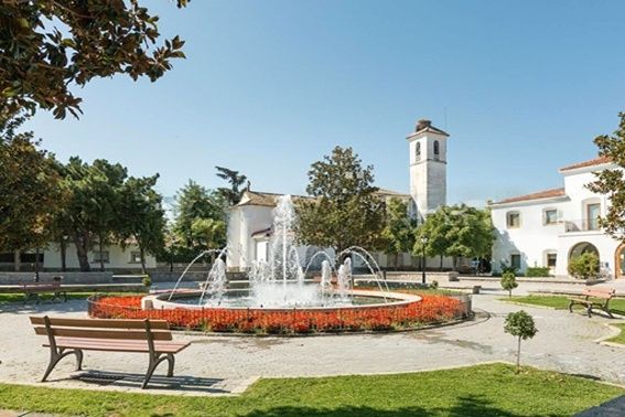 Vista exterior de Garatge de lloguer en Villanueva de la Cañada