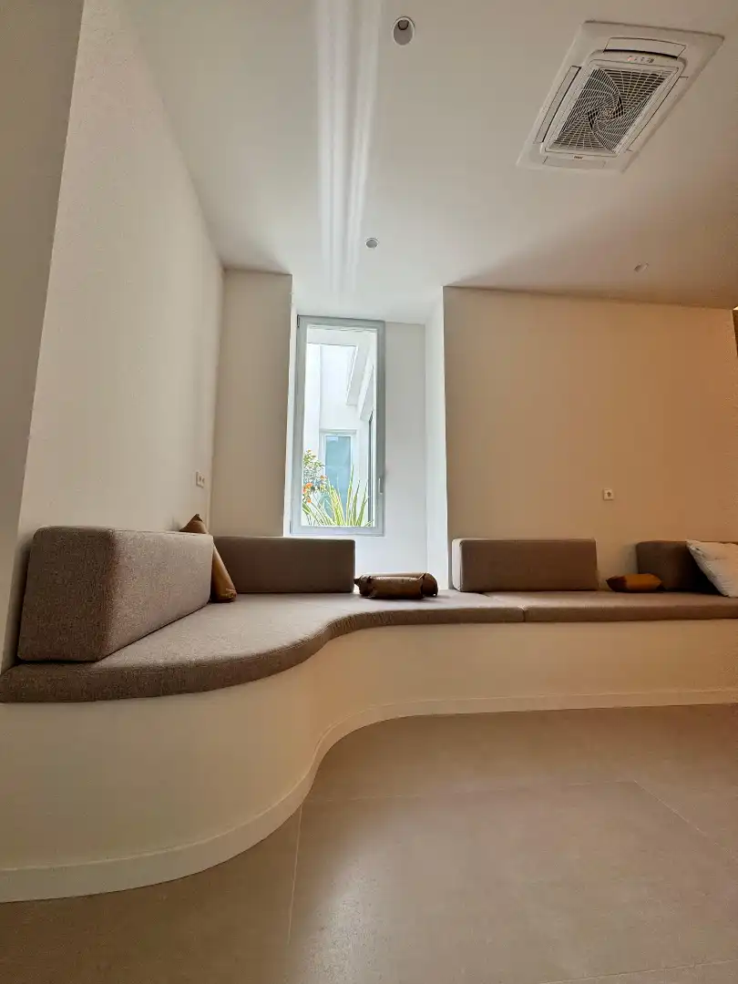 Sala de estar de Piso para compartir en  Valencia Capital con Aire acondicionado, Terraza y Amueblado