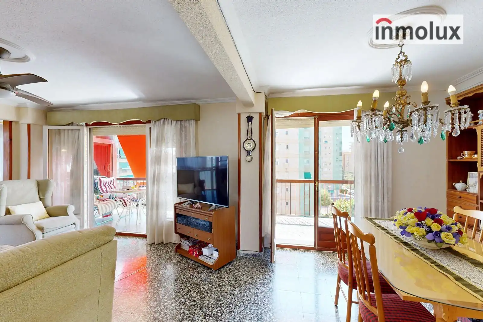 Flat with pool for sale in Calle Palas Atenea, imagen 5