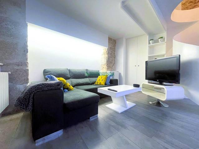 Dúplex en Alquiler en Casco Vello