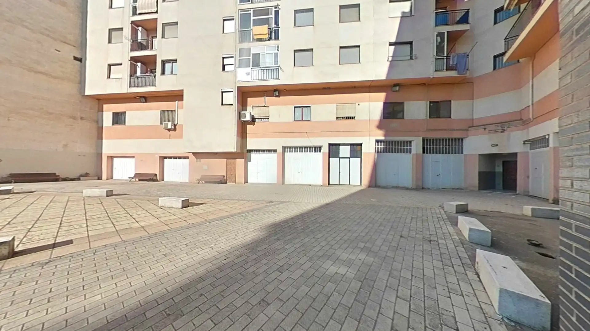 Parking of Commercial properties for sale in Autol