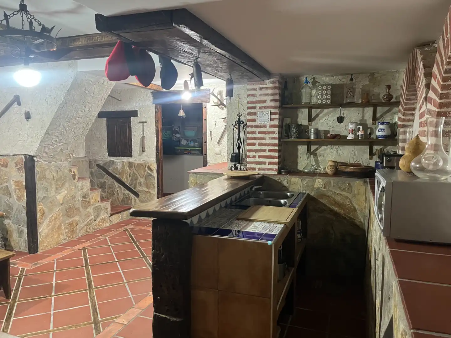 Cuina de Casa adosada en venda en Monterrubio de Armuña amb Calefacció, Jardí privat i Parquet