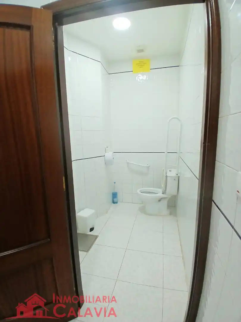 Business premises for transfer in Baeza, imagen 6