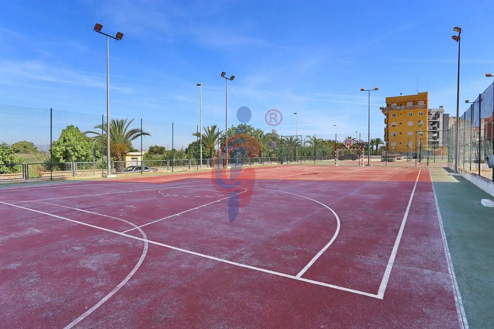 Parking de Apartamento en venta en Guardamar del Segura con Jardín privado, Terraza y Trastero