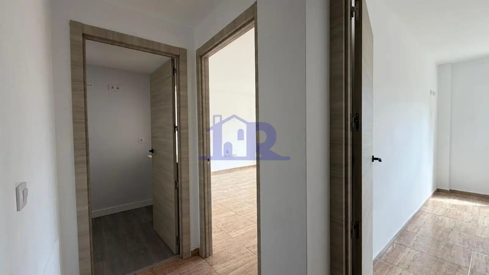 Piso en venta en Arcas del Villar con Calefacción y Trastero