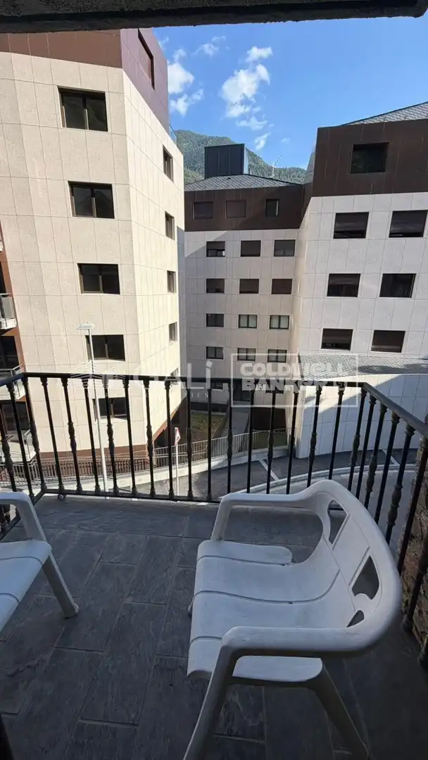 Terrassa de Estudi de lloguer en Encamp amb Calefacció, Parquet i Terrassa