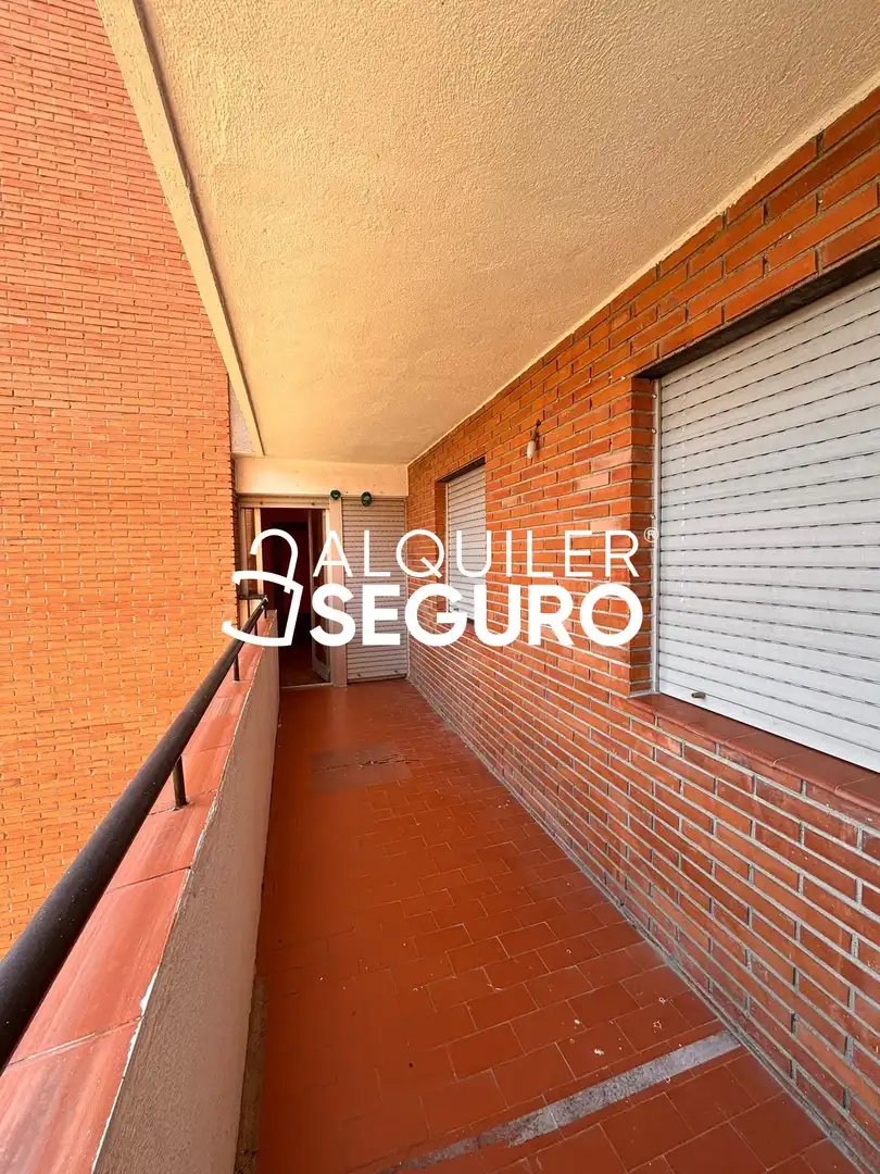 Balcony of Flat for rent in Madrid  with Heating and Terrace