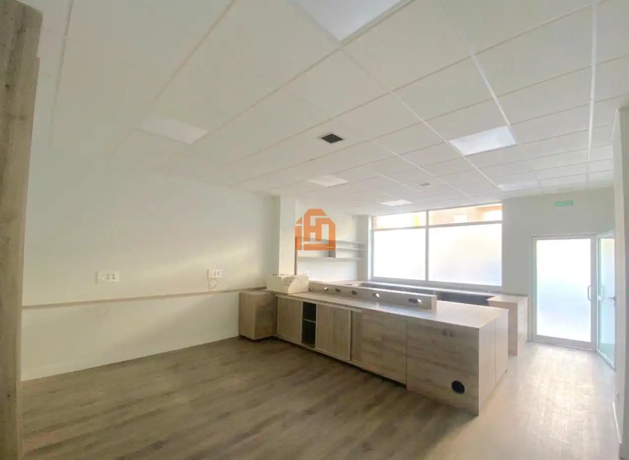 Local en venta en León Capital 