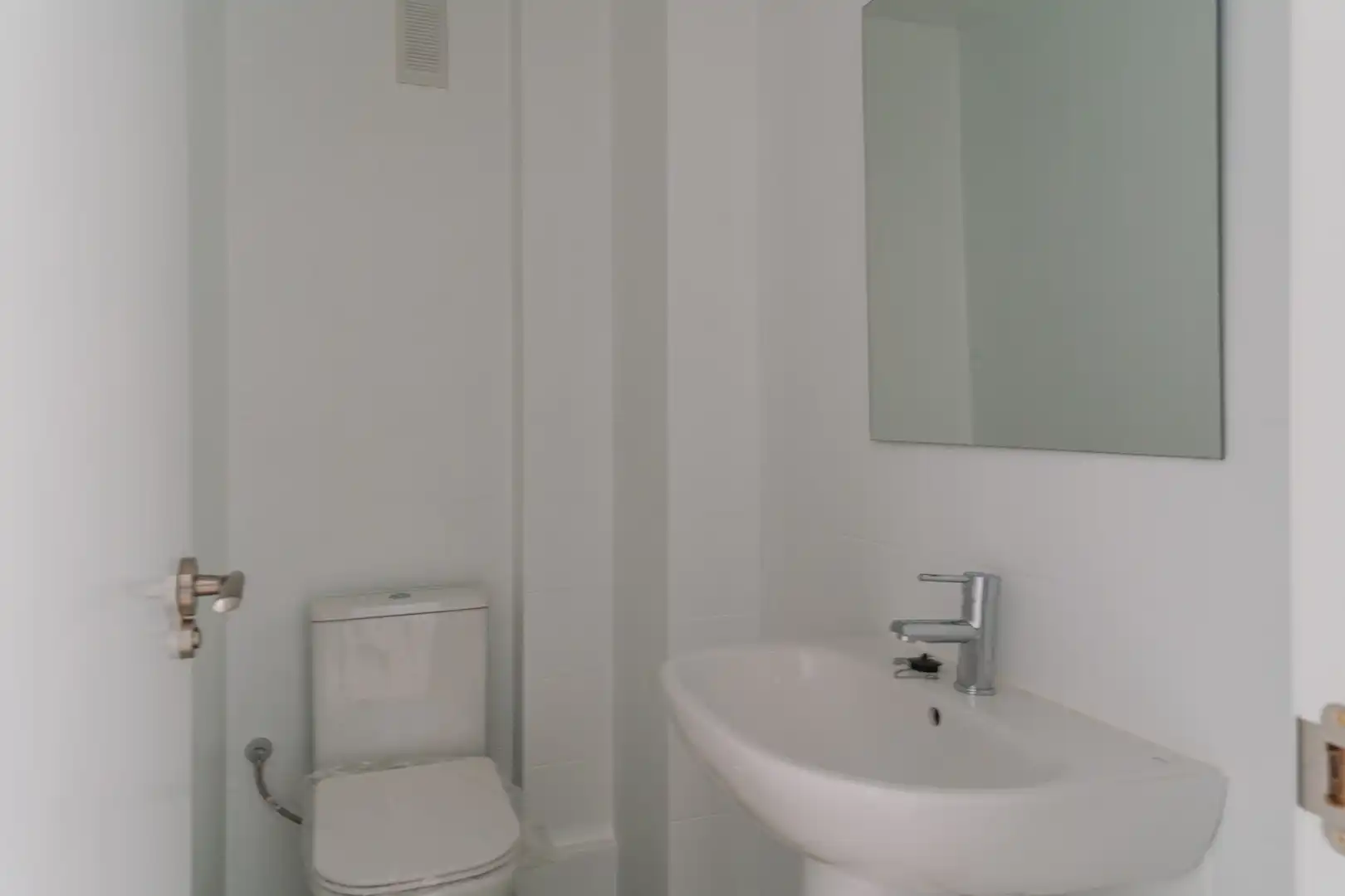Baño de Piso en venta en Zaragoza con Calefacción, Parquet y Terraza