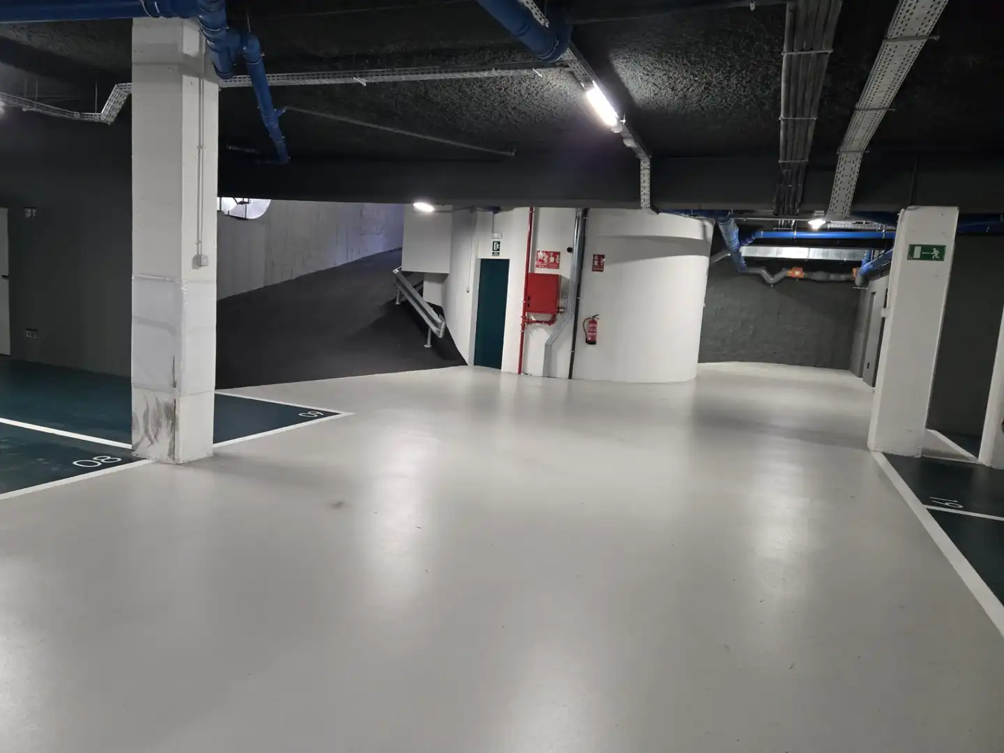 Garage zum Verkauf in L'Hospitalet de Llobregat mit Alarm