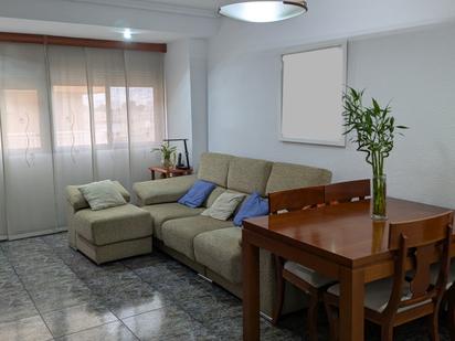 Living room of Flat for sale in L'Alcora  with Air Conditioner and Furnished