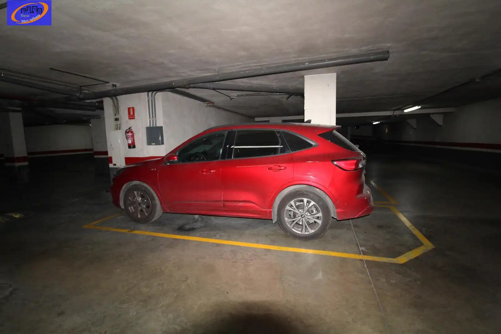 Parking of Flat for rent in Mislata  with Air Conditioner, Heating and Furnished
