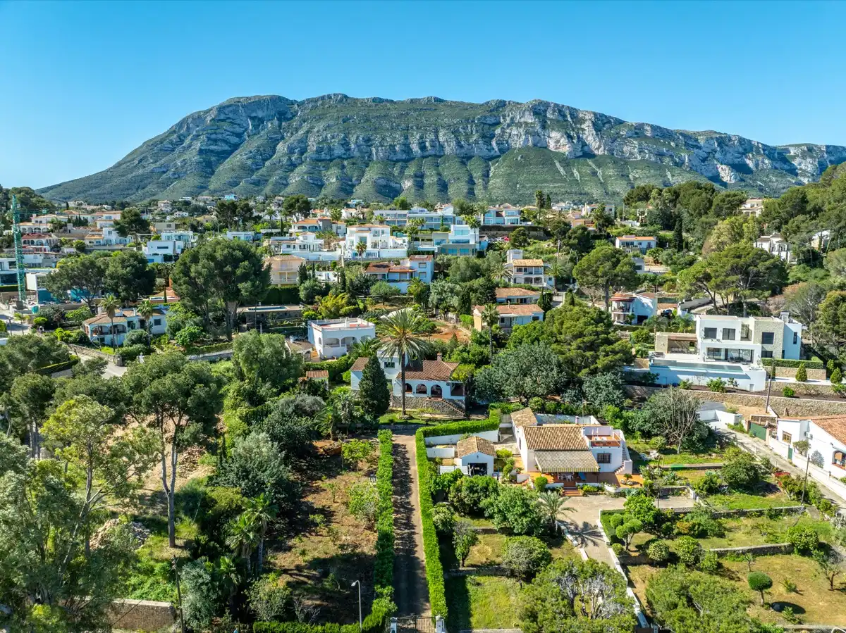 Detached house with garden for sale in Las Rotas / Les Rotes, imagen 3