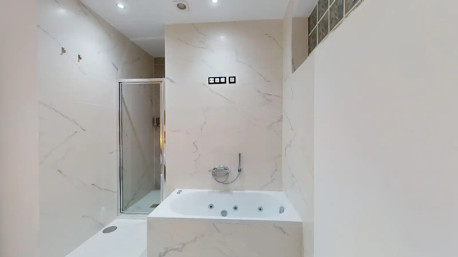 Baño de Apartamento en venta en Algarrobo con Aire acondicionado
