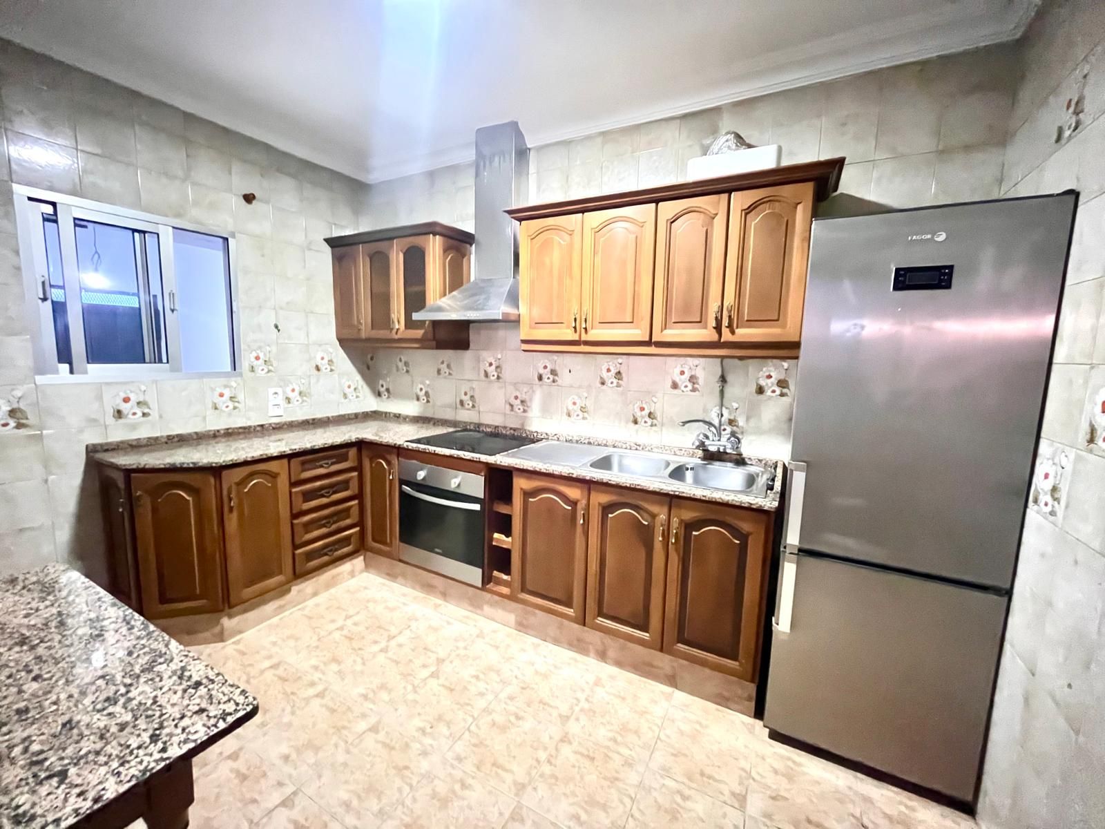 Cuina de Casa adosada en venda en Chiclana de la Frontera