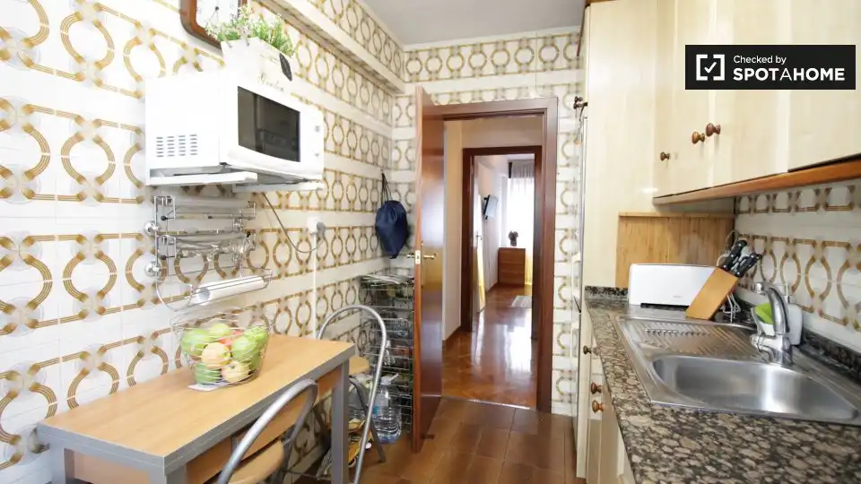 Habitació a Sant Martí de Provençals
