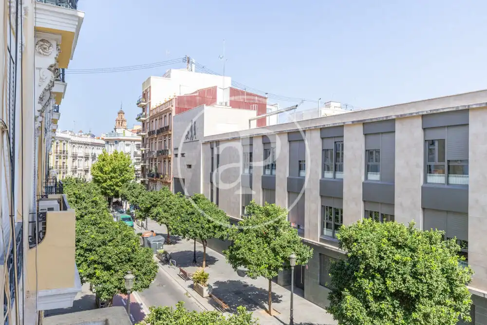 Exterior view of Flat for rent in Valencia  with Air Conditioner, Heating and Furnished