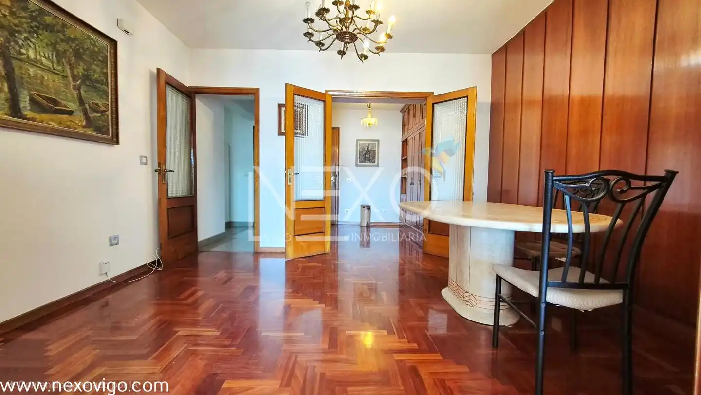 Flat for sale in Avenida da Gran Vía, O Castro