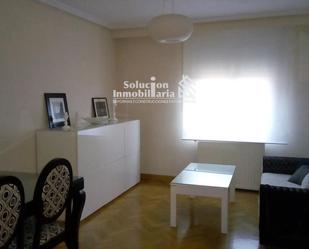 Living room of Flat to rent in Salamanca Capital  with Heating and Furnished