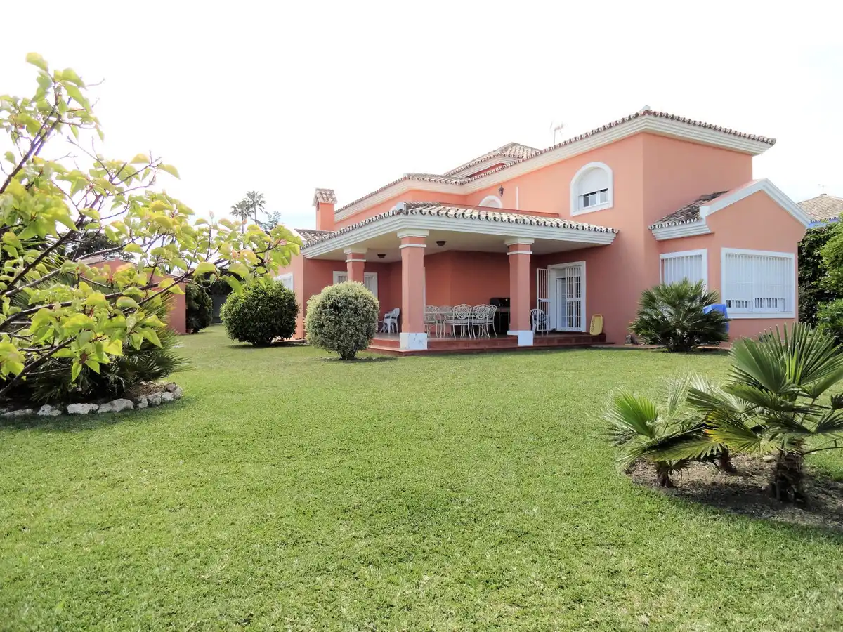Casa amb piscina en venda a Estepona Pueblo, imagen 34