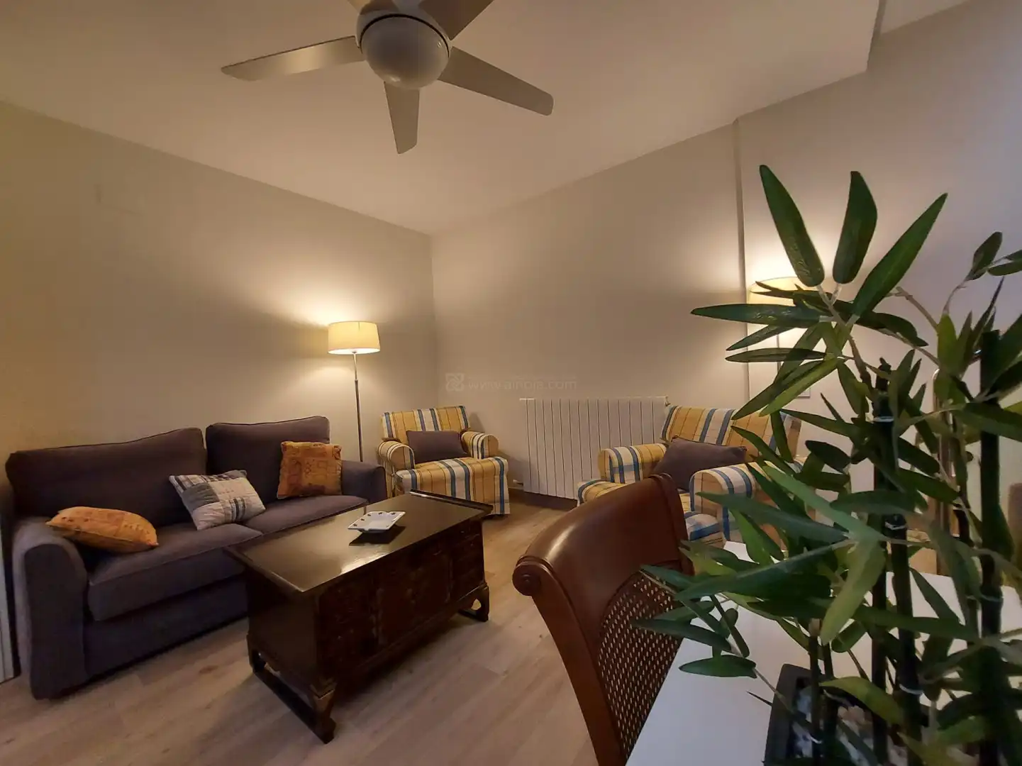 Living room of Flat for sale in  Logroño  with Heating, Parquet flooring and Terrace
