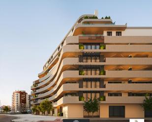 Vista exterior de Apartament en venda en León Capital  amb Calefacció, Terrassa i Traster