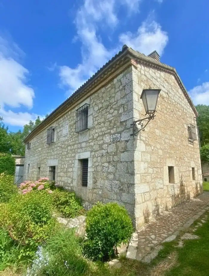 Vista exterior de Casa o chalet en venta en Merindad de Río Ubierna con Jardín privado