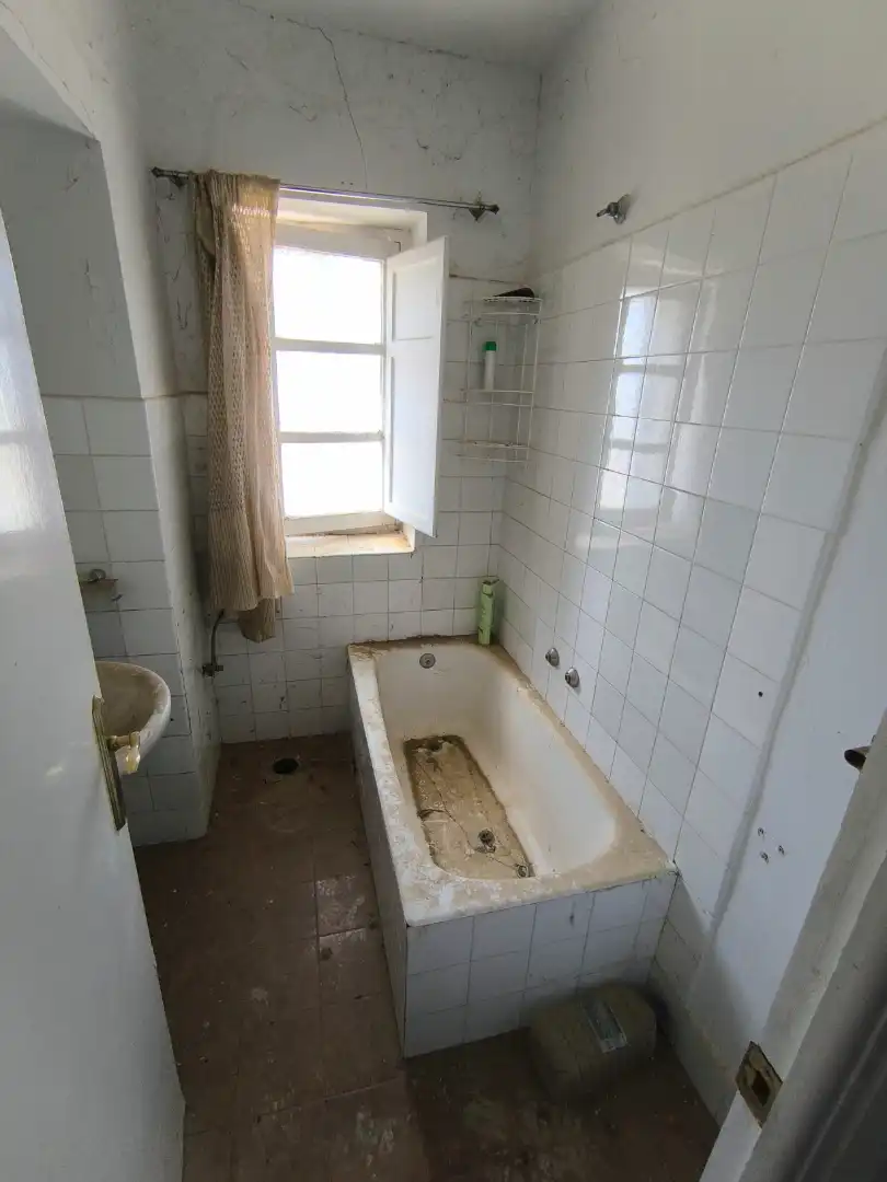 Bany de Casa o xalet en venda en Meneses de Campos amb Jardí privat i Traster