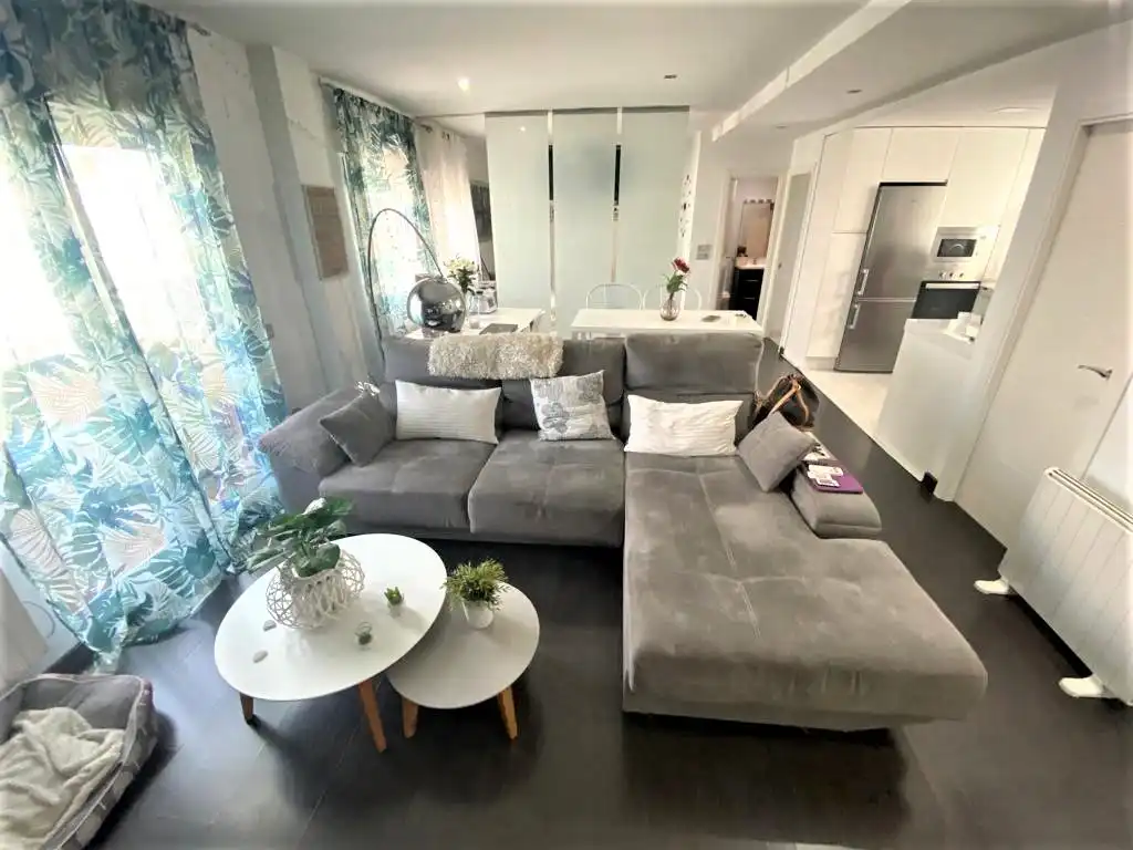 Sala d'estar de Loft de lloguer en Cáceres amb Aire condicionat, Calefacció i Moblat