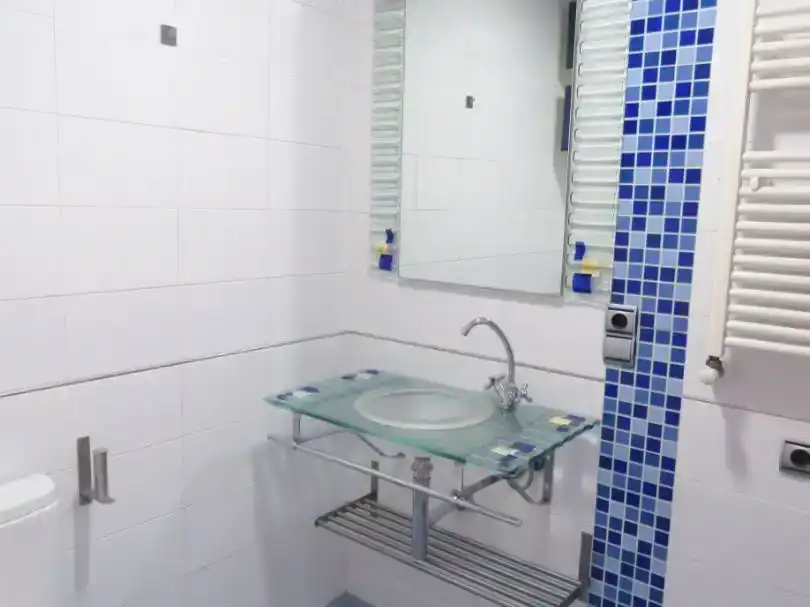 Baño de Piso en venta en  Madrid Capital con Aire acondicionado